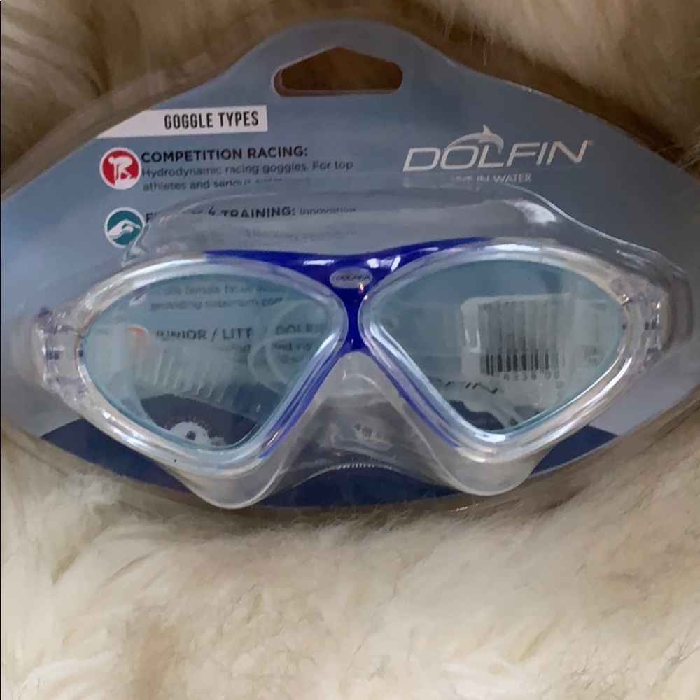 Dolfin junior swim mask/goggles. New unused.